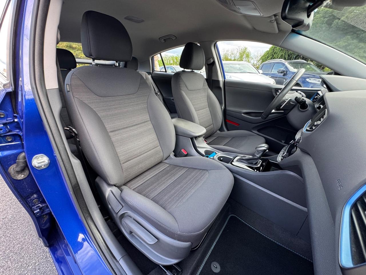 Hyundai Ioniq 1.6 Plug-in Hybrid DCT Style