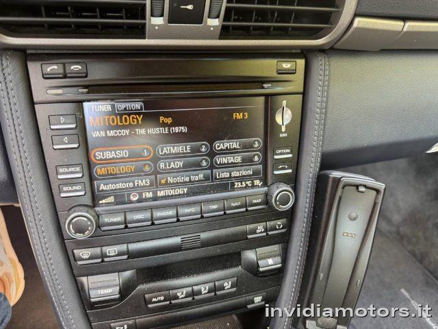 PORSCHE 997 Carrera 4 Coupé MANUAL GEAR