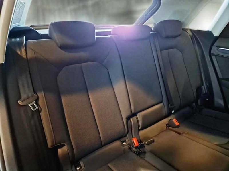 AUDI Q3 35 TFSI S tronic Business