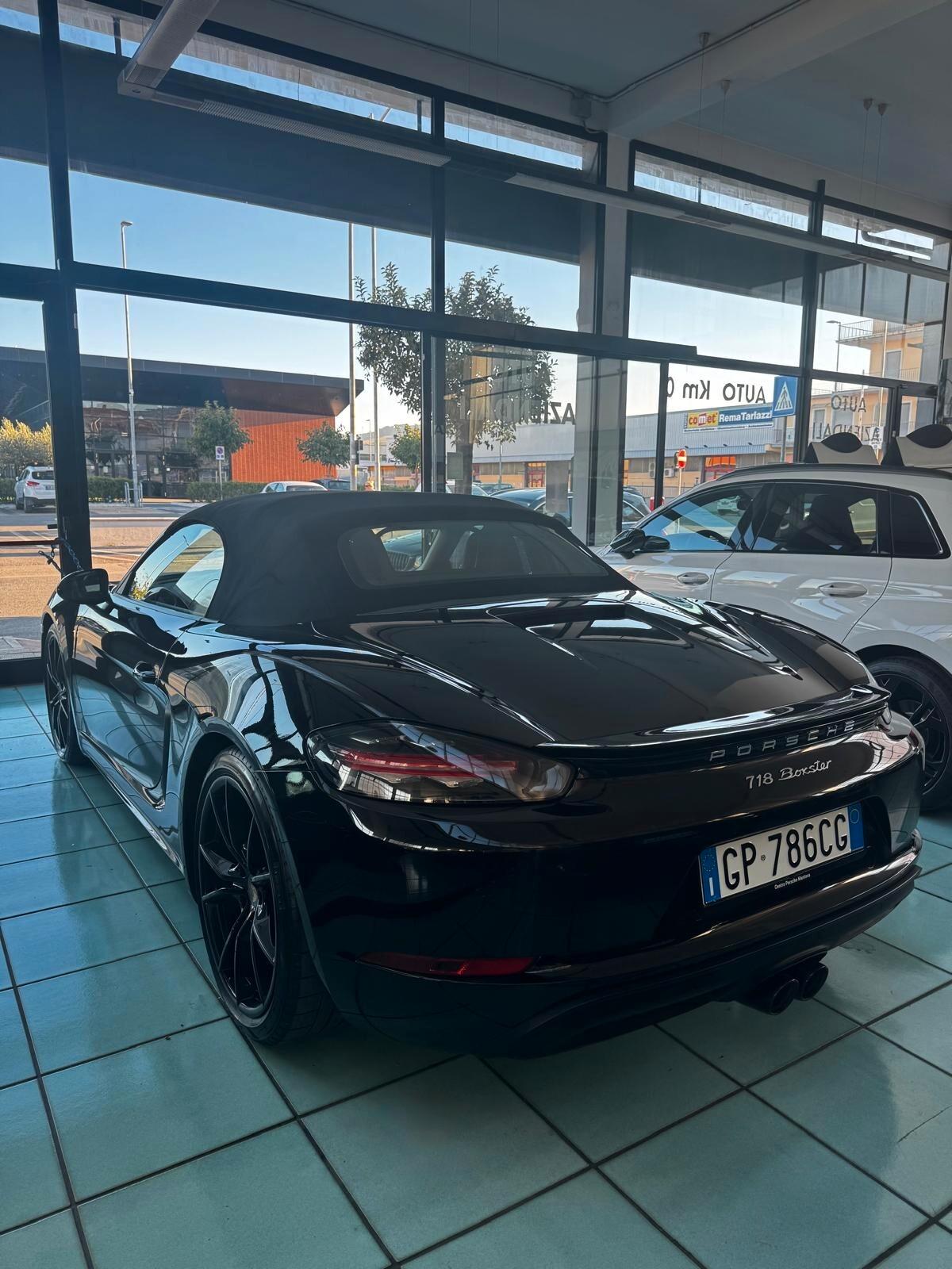 Porsche 718 Spyder Boxster 2.0