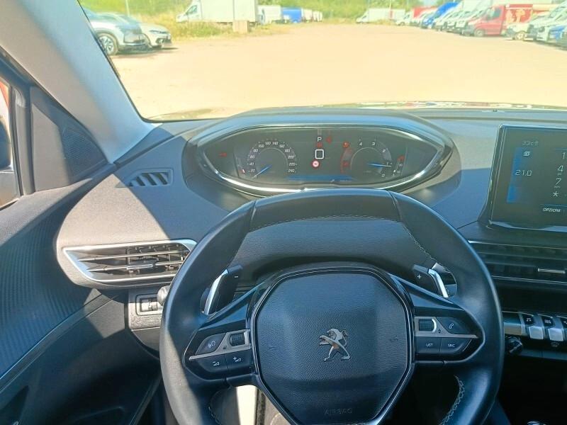 Peugeot 3008 1.5 130cv Eat8 *FULL OPT.-90.000 Km*