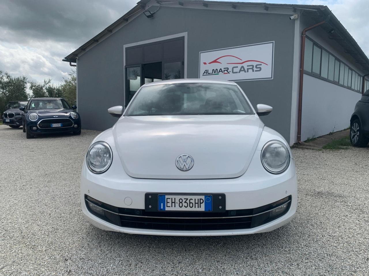 Volkswagen Maggiolino 1.6 TDI NEOPATENTATI