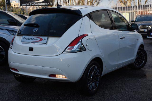 LANCIA Ypsilon 1.0 FireFly 5 p. S&S Hybrid GOLD *CAM*5 POSTI*