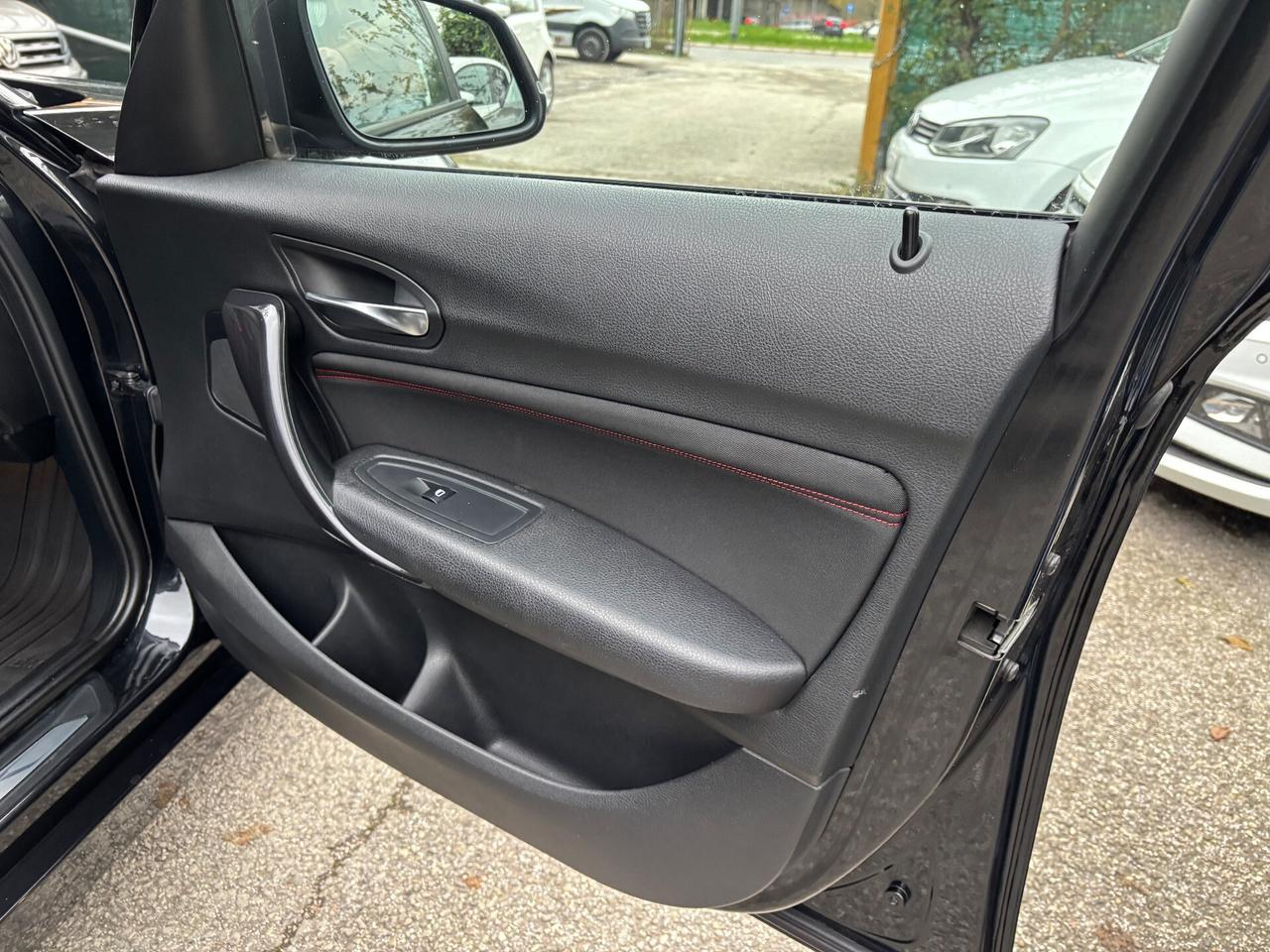 Bmw 116 d 5p. Sport OK Neopatentati