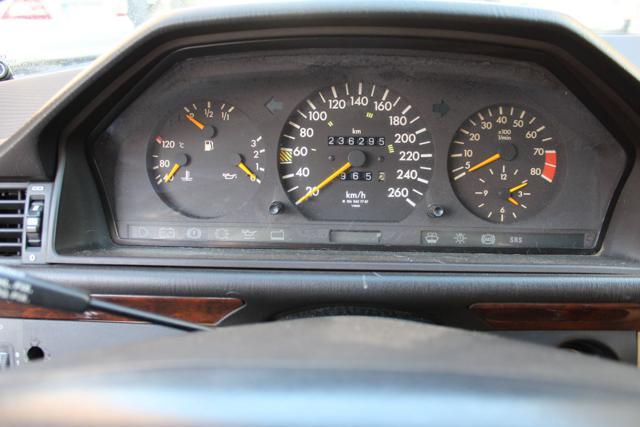 MERCEDES-BENZ CE 300 -24(C124)