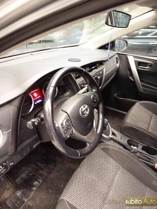 TOYOTA Prius 1.8 Active