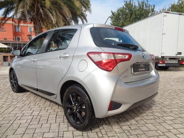 Toyota Yaris 1.5 Hybrid 5 porte Business