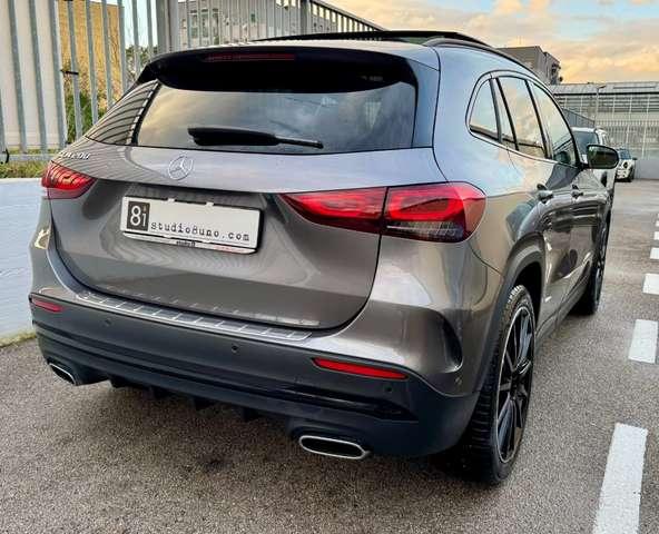 Mercedes-Benz GLA 200 d Automatic Premium