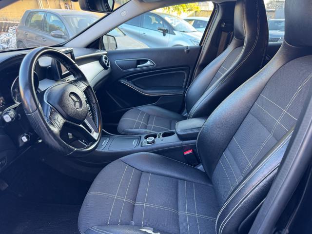 MERCEDES-BENZ GLA 200 CDI Automatic Premium