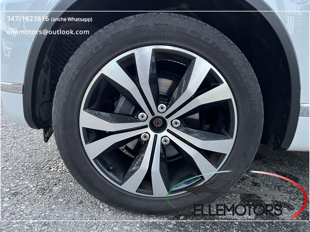 Volkswagen Touareg II 2015 R-LINE - TETTO - 20" - FULL OPTIONAL