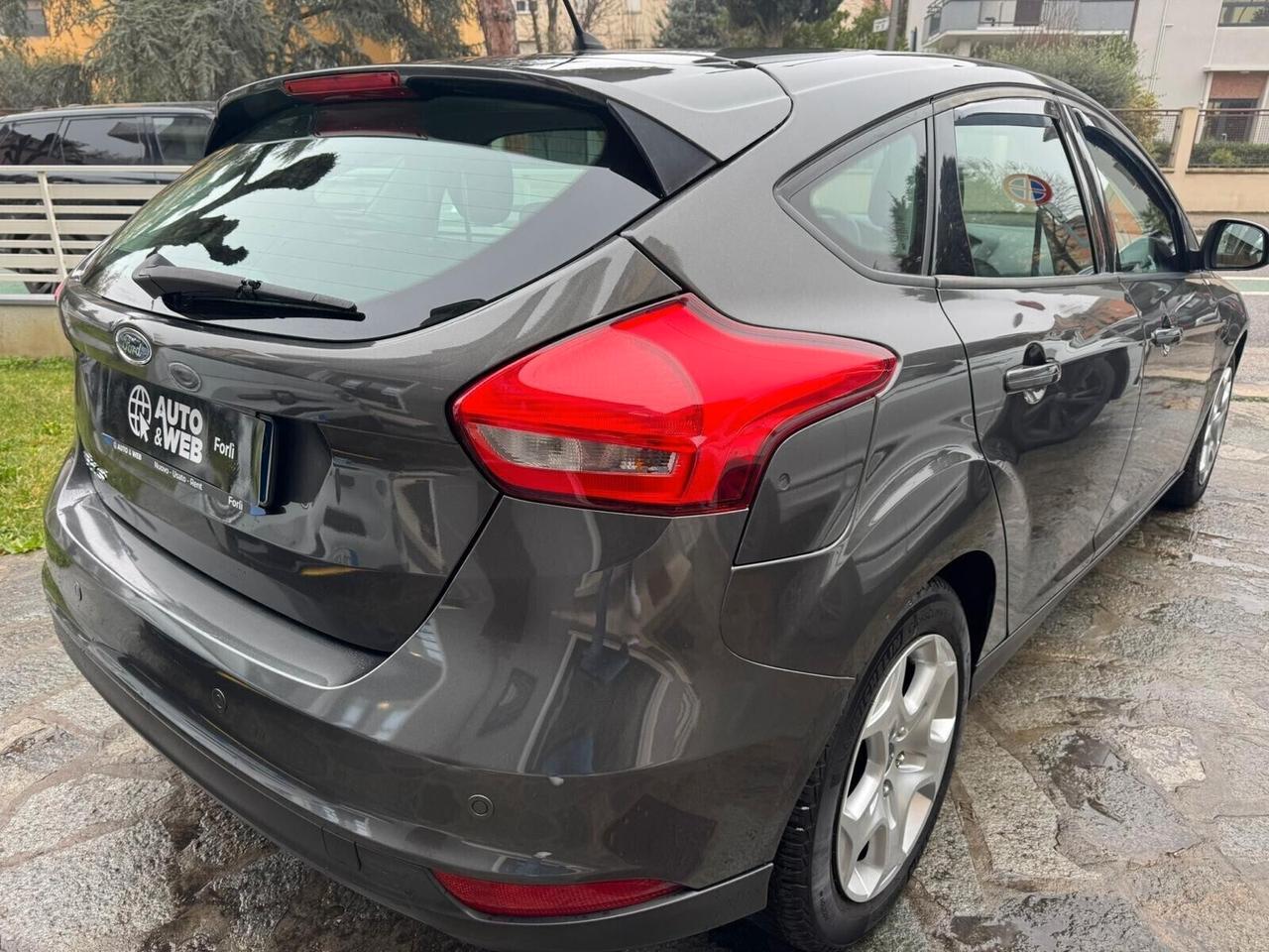 FORD FOCUS 1.5 TDCi 95cv TITANIUM NEOPAT