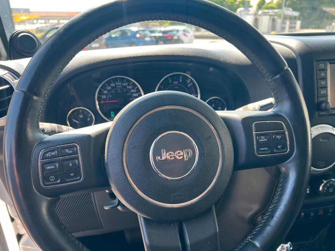 Jeep Wrangler 2.8 CRD DPF Sahara Auto