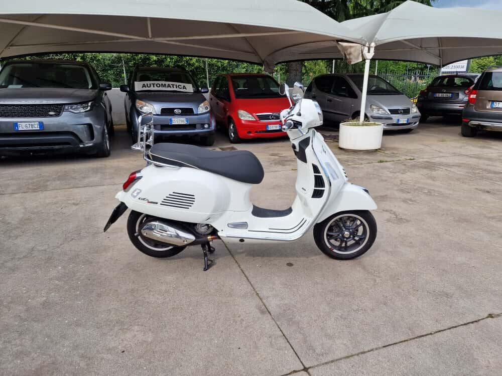 Vespa 300 GTS