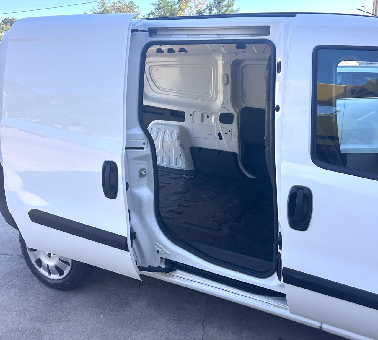 Fiat Doblò 1.6 MJT 105CV Cargo Maxi XL Porta Laterale
