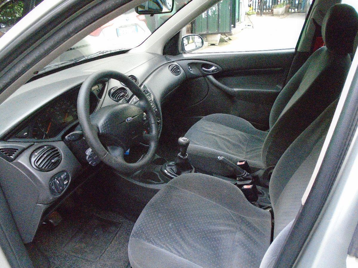 FORD Focus '02 5p 1.6i 16v Ghia FL