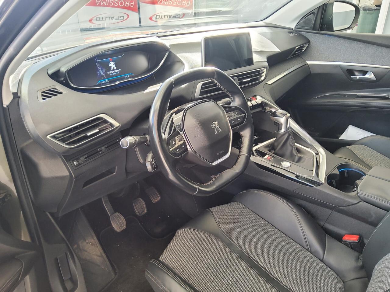 Peugeot 5008 BlueHDi 150 S&S Allure