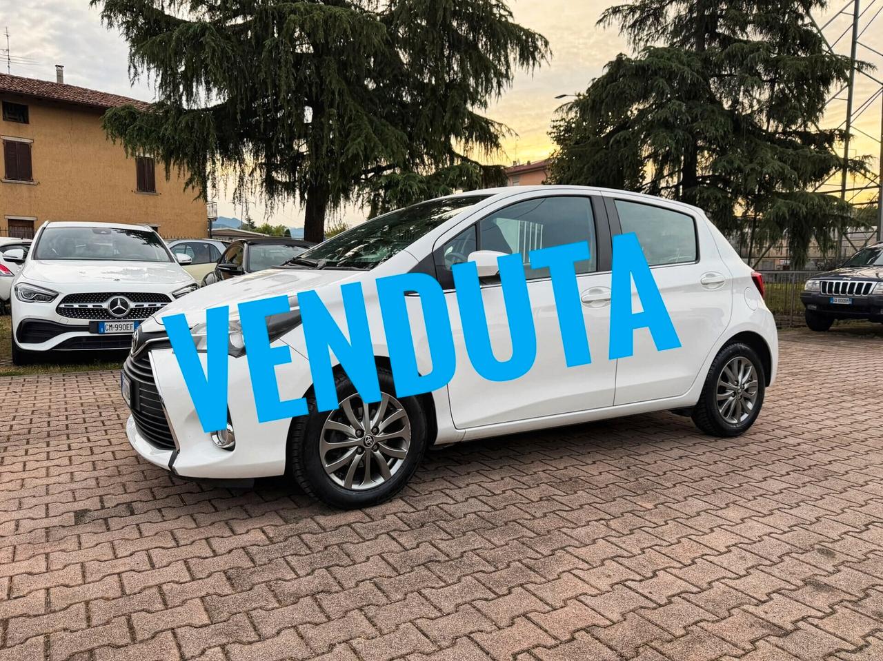 Toyota Yaris 1.0 5 porte Lounge OK NEOPATENTATI