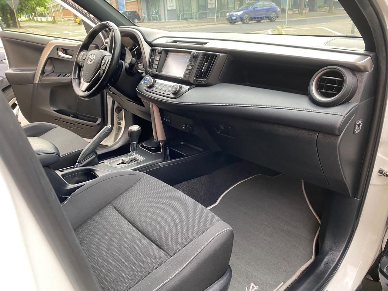 Toyota RAV 4 RAV4 2.5 Hybrid 2WD Lounge