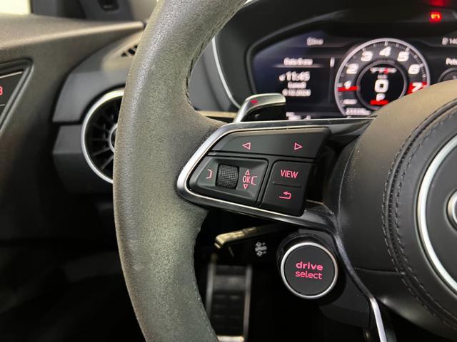 AUDI TT RS Coupé 2.5 TFSI quattro S tronic / SEDILI A GUSCIO
