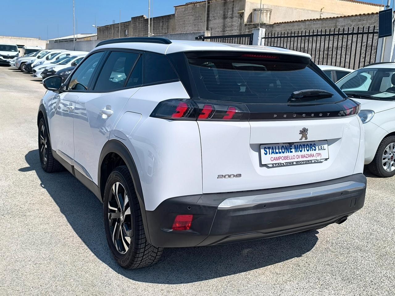 Peugeot 2008 BlueHDi 100 S&S Allure Navi Pack 2020