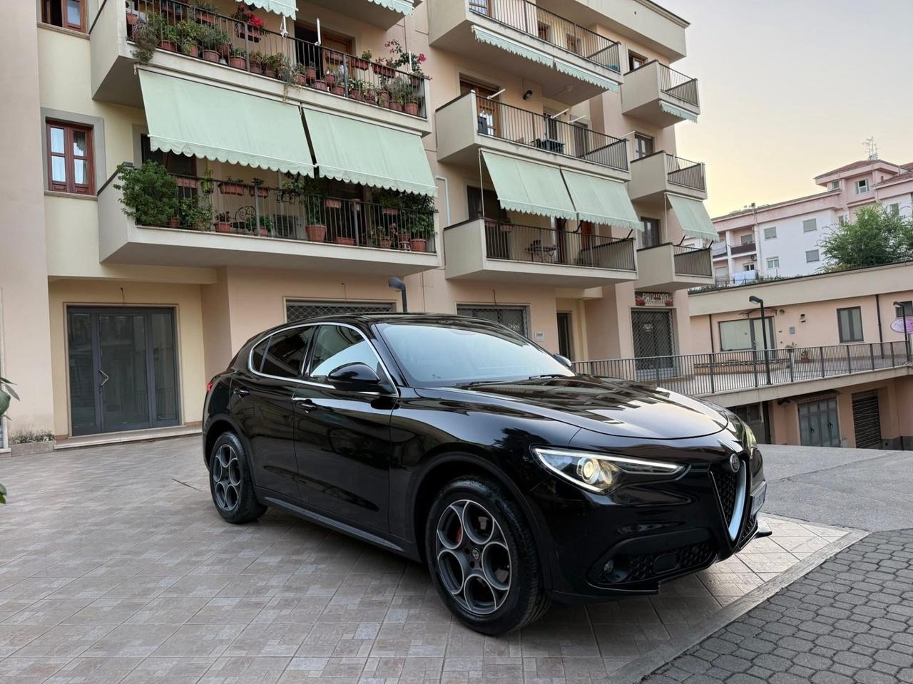 Alfa Romeo Stelvio 2.2 Turbodiesel 210 CV AT8 Q4 Super