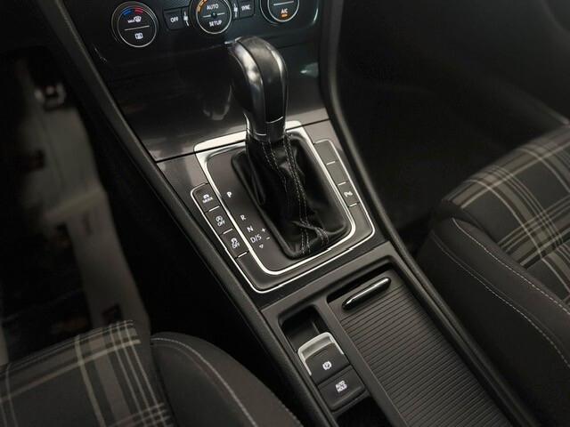 Volkswagen Golf 2.0 TDI DSG Highline BlueMotion Technology