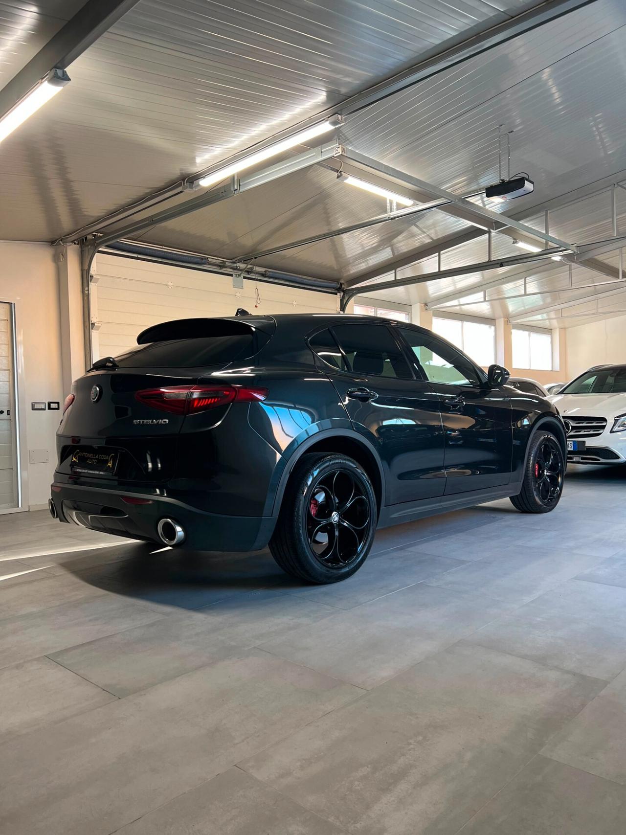 Alfa Romeo Stelvio 2.2 Turbodiesel 210 CV AT8 Q4 Executive