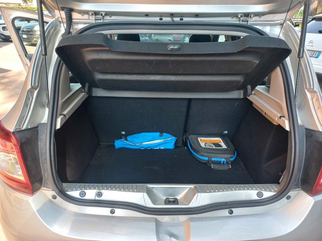 Dacia Sandero 1.5 dCi 8V 75CV Lauréate N1