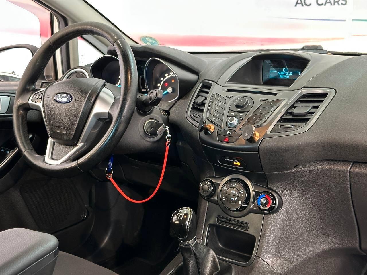 Ford Fiesta 1.0 80CV 5 porte Titanium