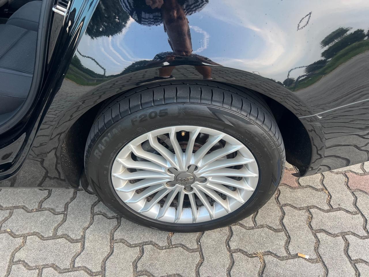 Audi A4 S-Line 2.0 TDI 120 Cv
