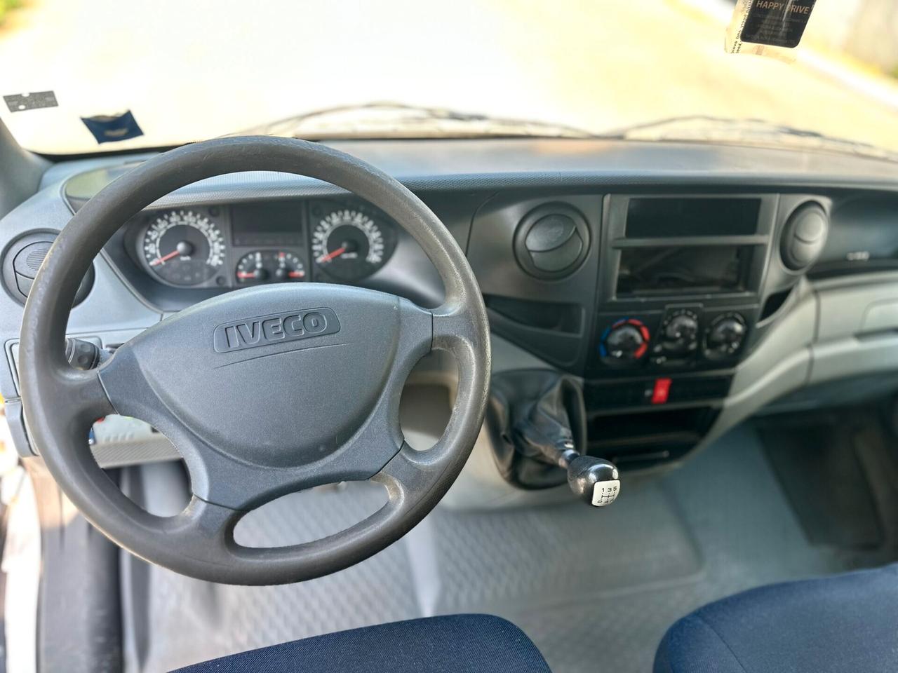 Iveco DAILY 2.3 Diesel 35S