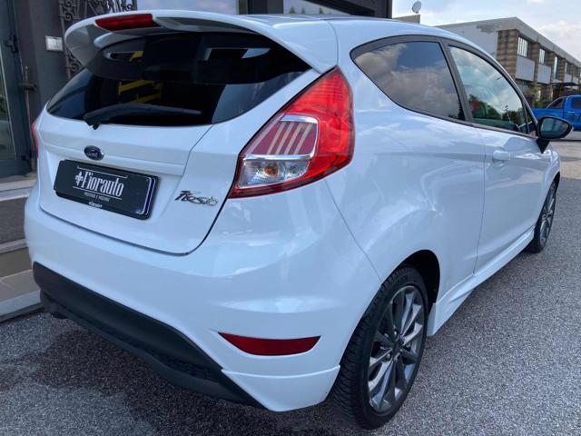 FORD Fiesta 1.5 TDCi 75CV 3 porte ST-Line X Neopatentati