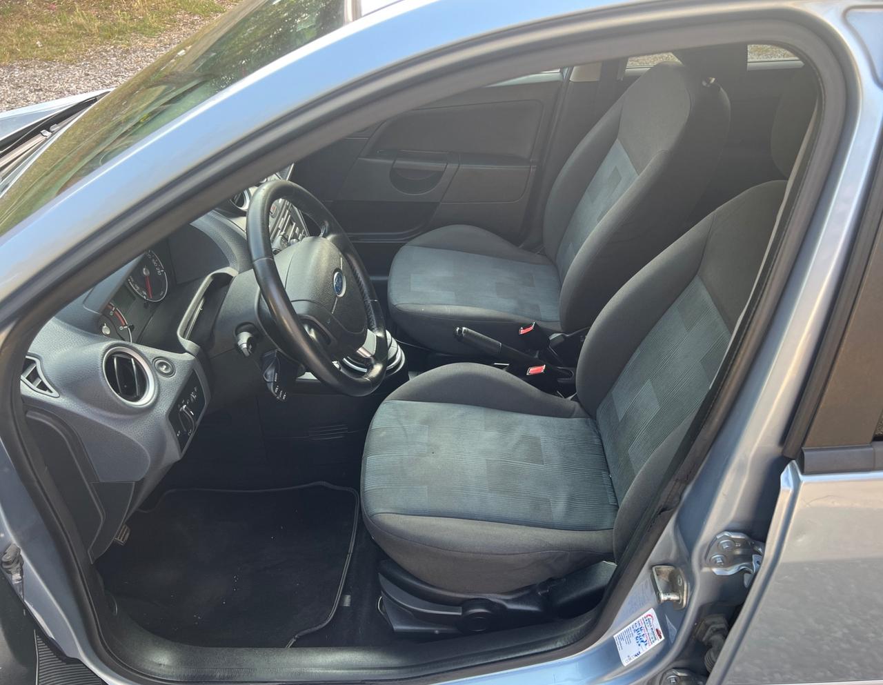 Ford Fiesta 1.4 TDCi 5p. Titanium