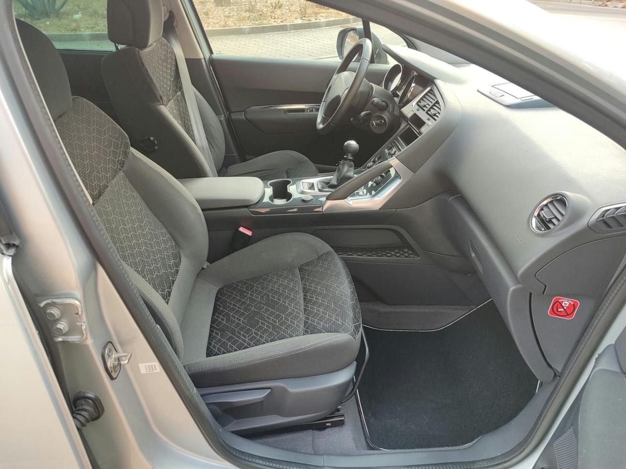 Peugeot 3008 1.6 HDi 115CV PRONTA CONSEGNA