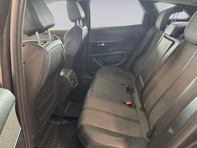 Peugeot 3008 1.2 PureTech Turbo 130 CV Allure