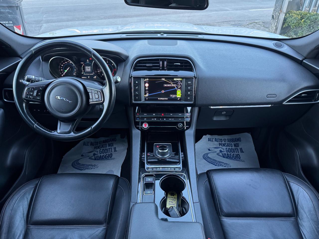 Jaguar F-Pace 2.0 D 180 CV AWD aut. Portfolio