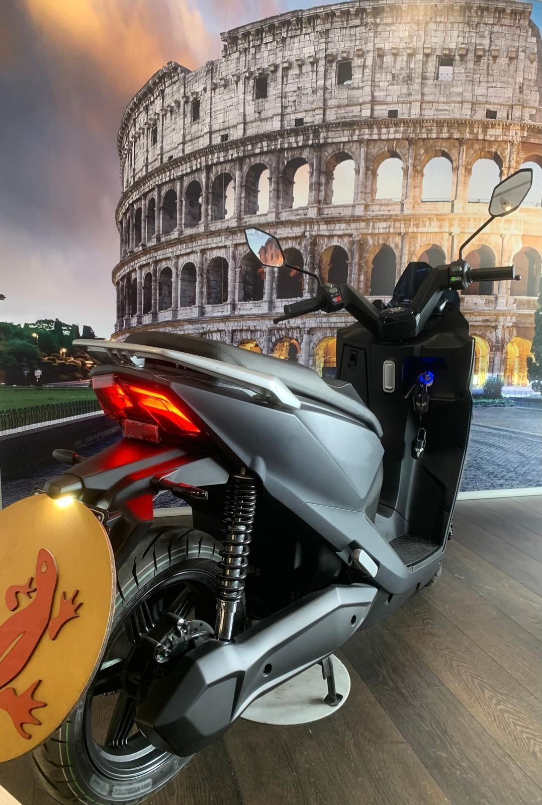 HORWIN SK3 ELETTRICO KM 0 OFFERTA A 2500€