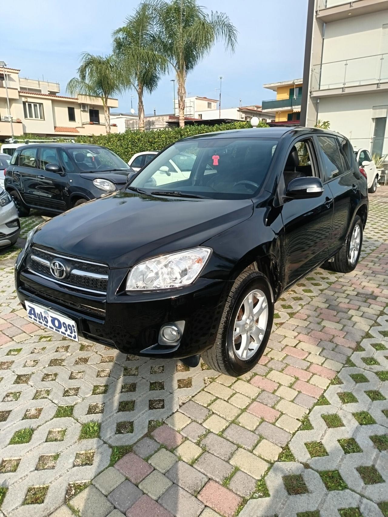 Toyota RAV 4 RAV4 2.2 D-4D 150 CV DPF Sol