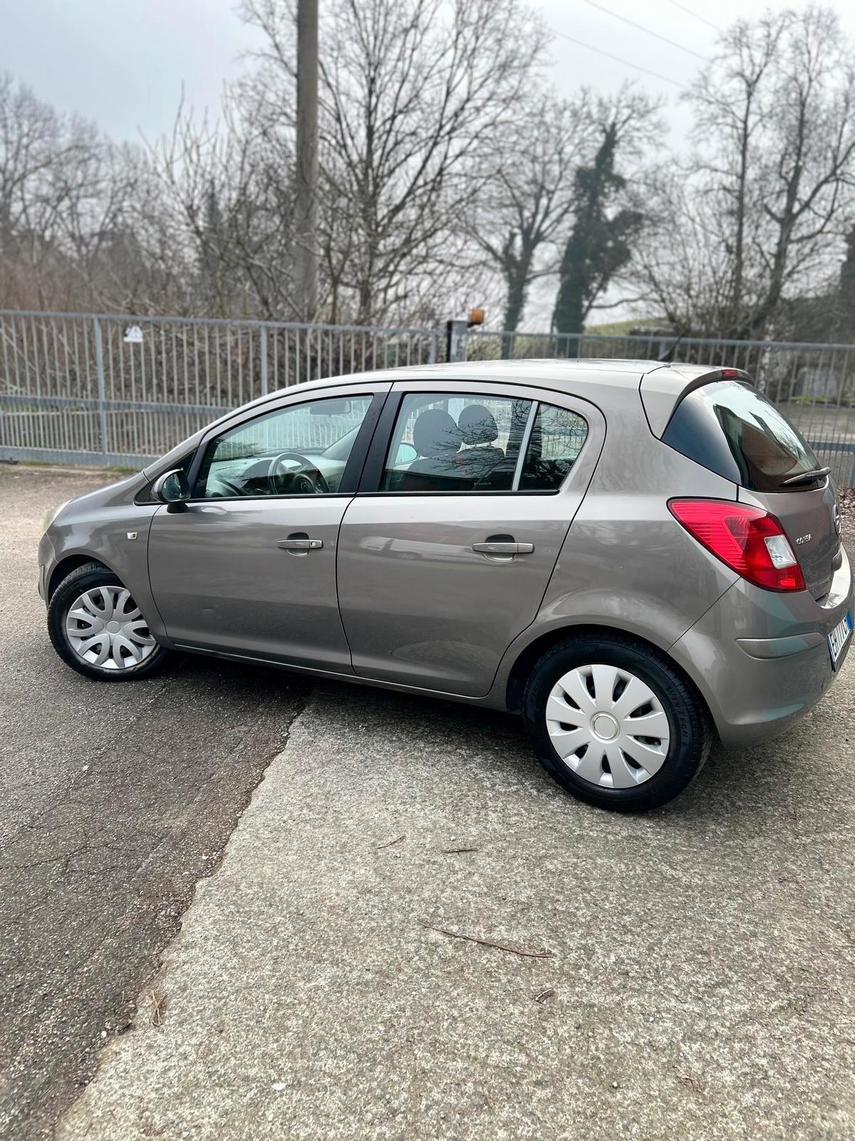 Opel Corsa 1.2 85CV 5 porte GPL-TECH Elective