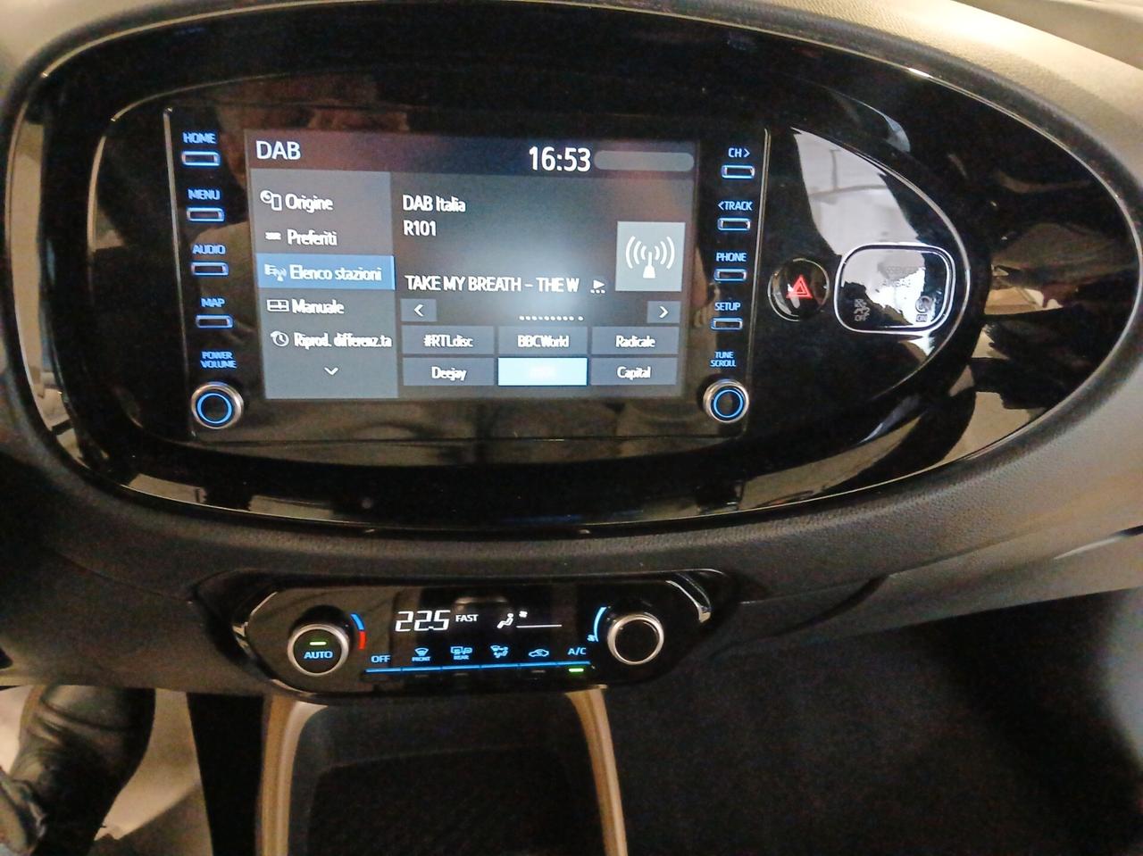 Toyota Aygo X 1.0 VVT-i 72 CV 5 porte Trend