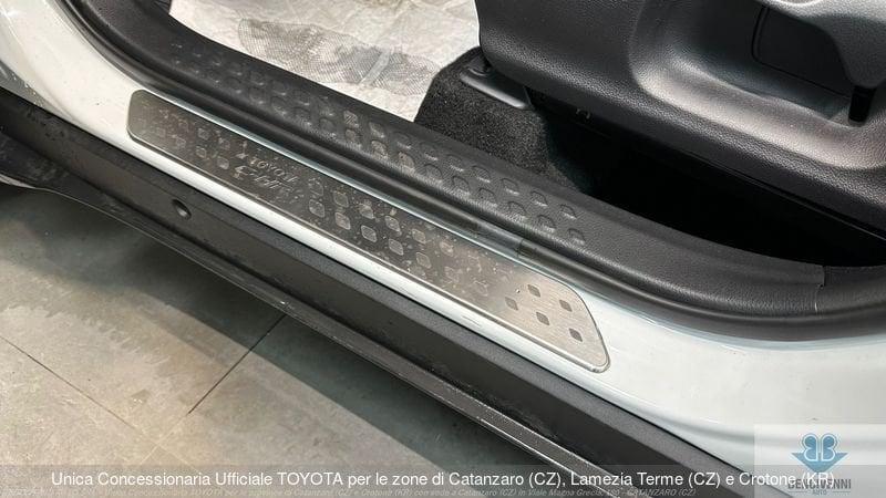 Toyota C-HR 2.0 Hybrid E-CVT Trend