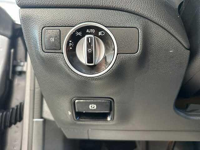Mercedes-Benz CLA 220 220 d S.W. Automatic Premium Dark Night