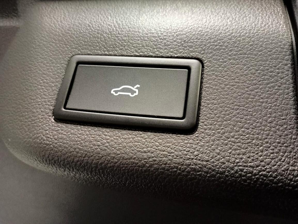 Volkswagen T7 Multivan 1.5 245cv PHEV 4MOTION 4X4 LIFE 7P PRONTA CONS