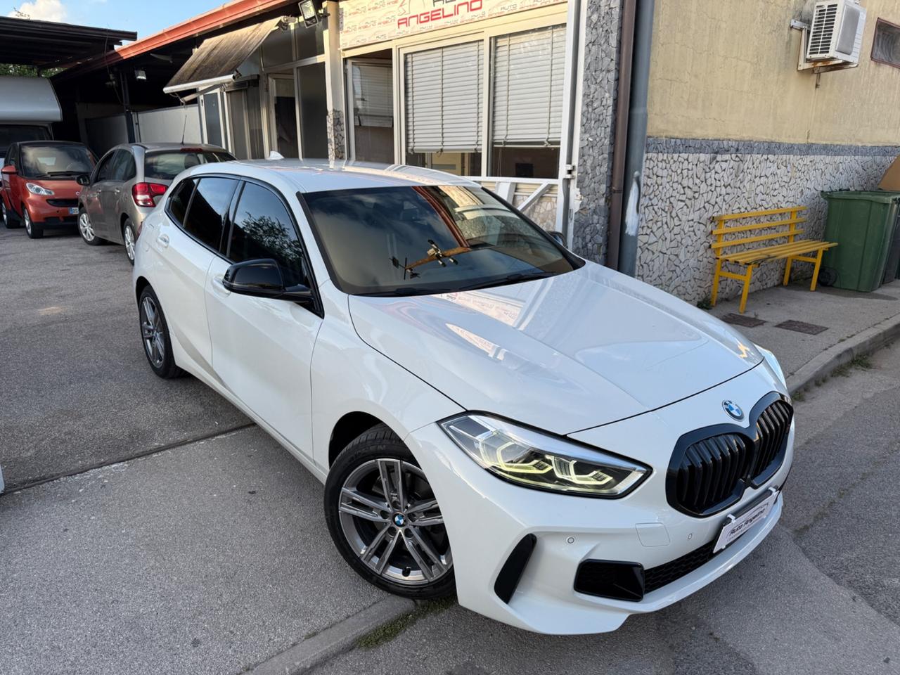 Bmw serie 1 cambio automatico 118d 5p. Msport
