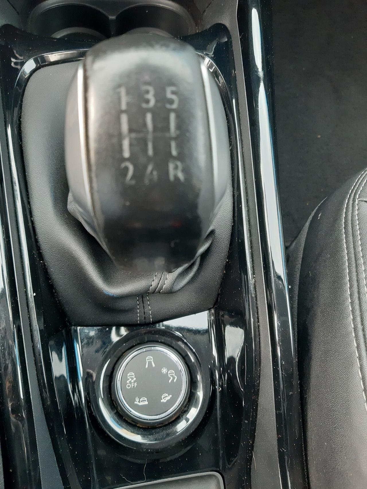 Peugeot 2008 BlueHDi 100 Allure