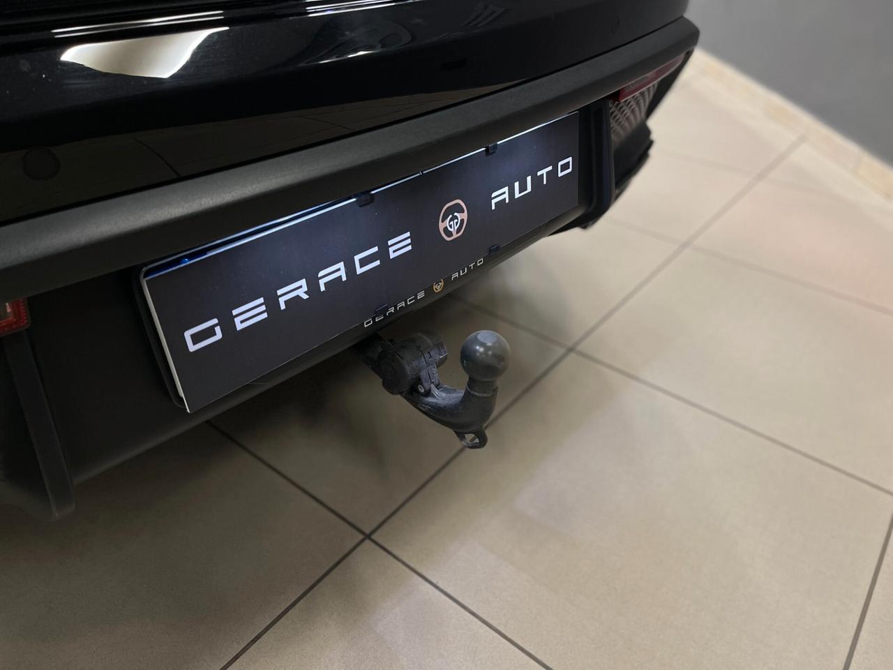 Porsche Macan 2.0 PDK 265cv