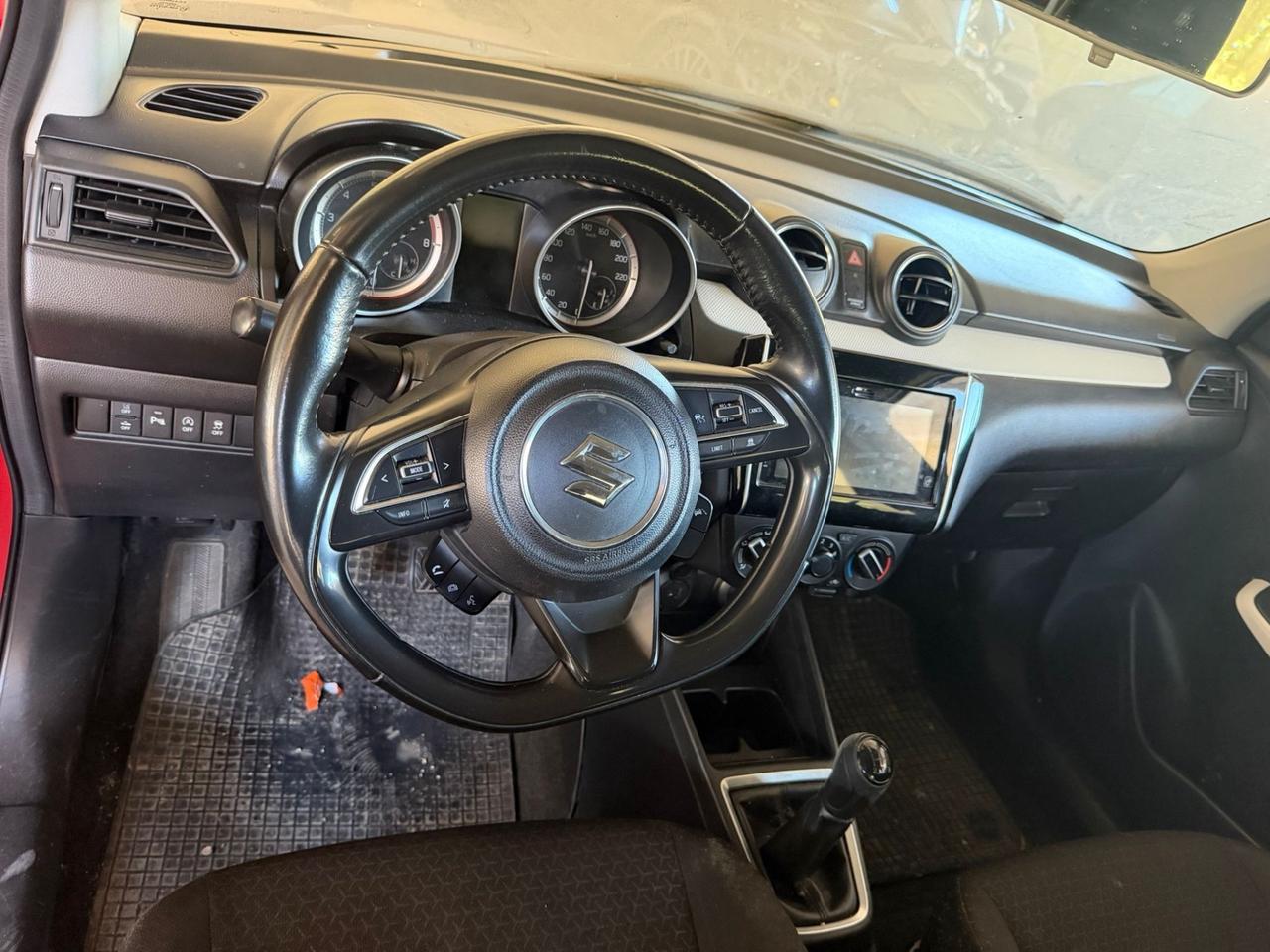 Suzuki Swift 1.2 Hybrid Top