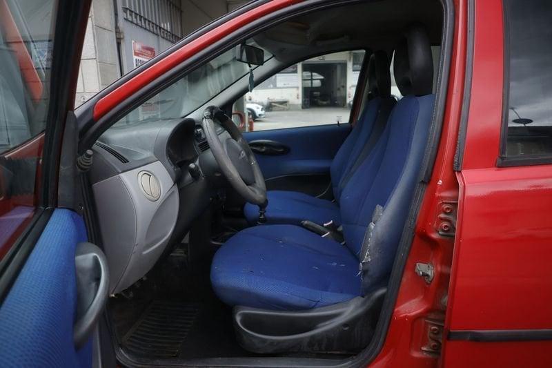 FIAT Punto FIAT Punto 1.2i cat 5p ELX 44KW ANNO 2004