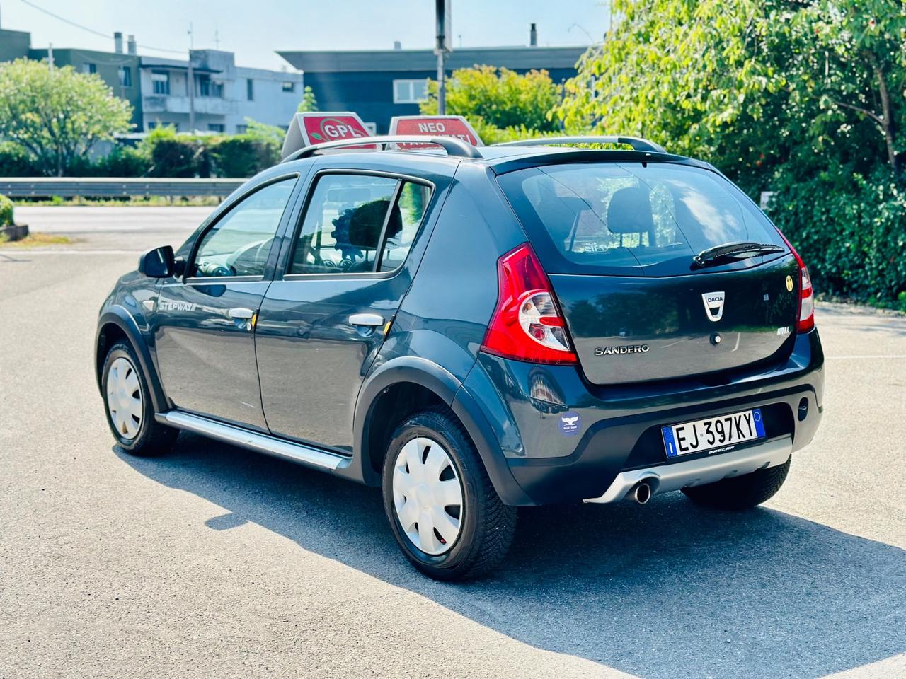 Dacia Sandero Stepway 2011 1.6 8V GPL 85CV OK NEOPATENTATI ! ! !