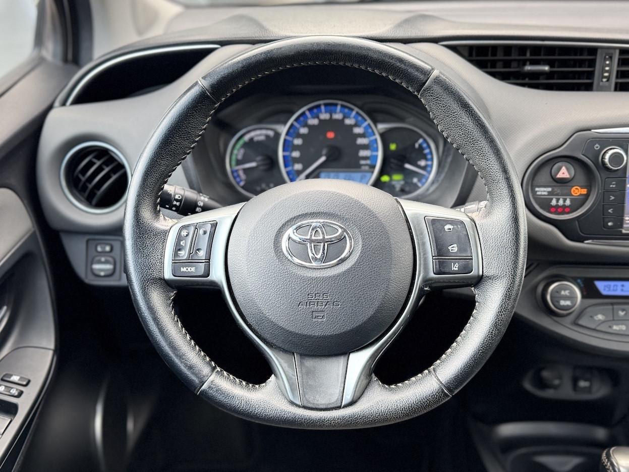 Toyota Yaris 1.5 Hybrid 73CV E6 Neo. Automatica - 2016